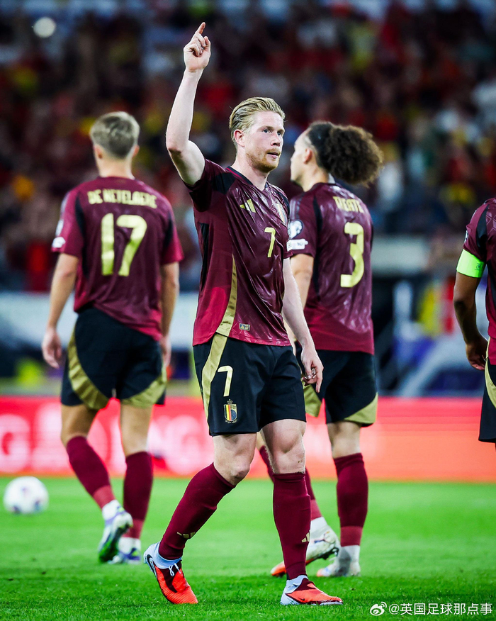 重要助攻引发热议！，德布劳内在老鹰比赛中险胜赛场气氛高涨(尼采最震撼的8句话)