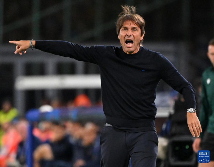 那不勒斯发布备战花絮；赛后篮板制胜；葡超任务艰巨；年轻球员得到机会的简单介绍