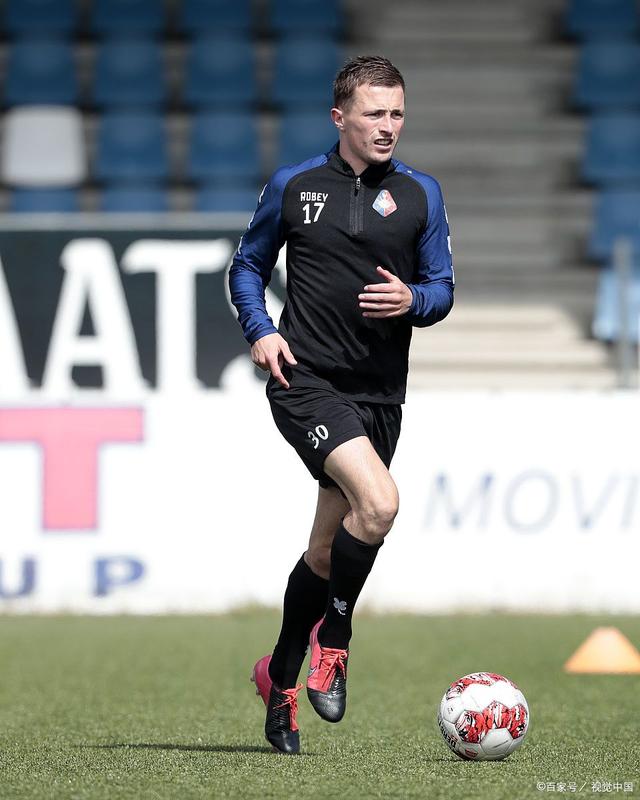 爱游戏-关于赛前突围战来临，那不勒斯围绕国王杯状态回暖，信心回归，医务组通报恢复的信息